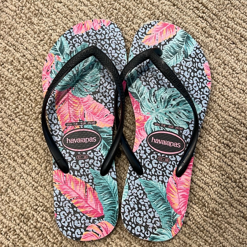 Tropical flip flops